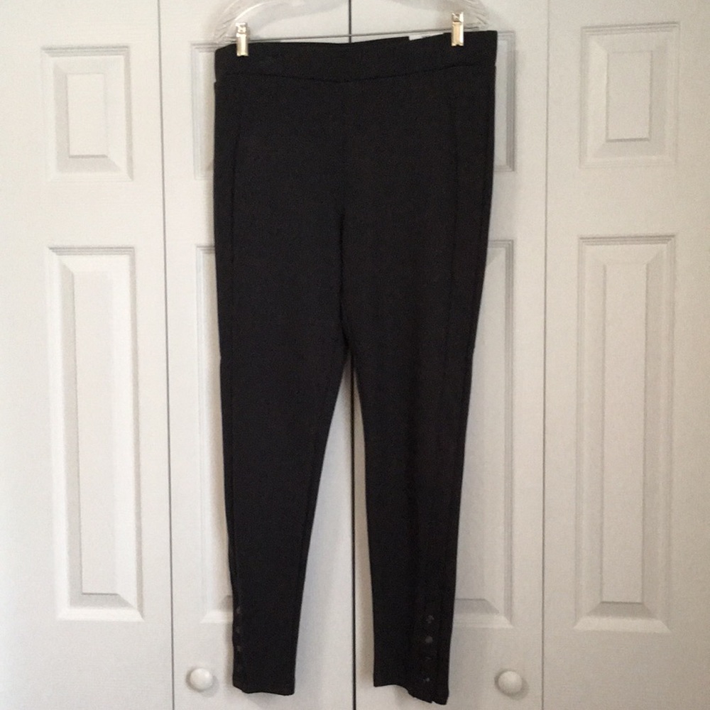 Style & Co-NWT-Lady’s Leggings-Size Large-